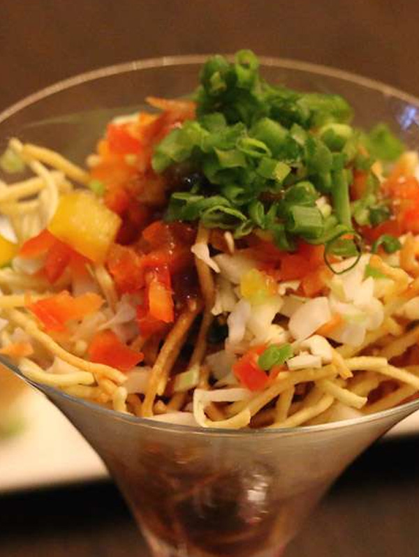 Noodle chat with Manchurian sauce Image